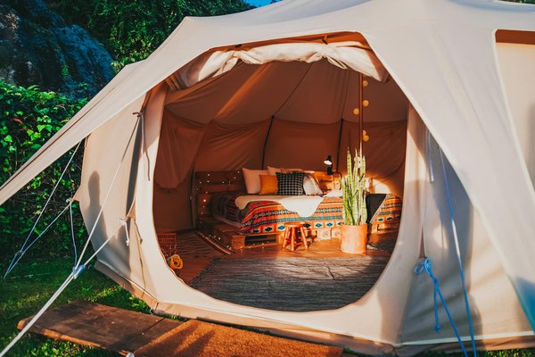 What are the best UK campsites for a luxury glamping experience?
